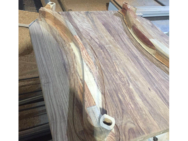 木質（zhì）五（wǔ）軸（zhóu）加工中心產品